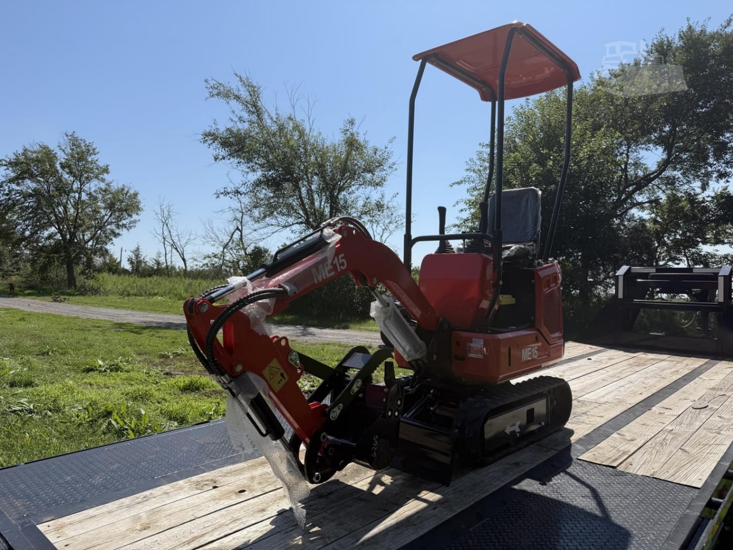 2026 SDLANCH ME15 Excavators for sale in Norfolk, NE - listing photo 5 of 6