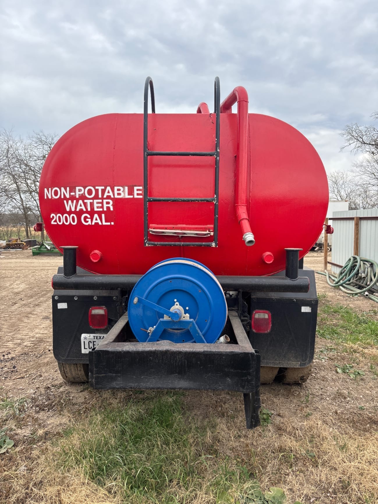 2000 Ford Ledwell f750 2000 gallon • 37000 Hours • Solid - View 5