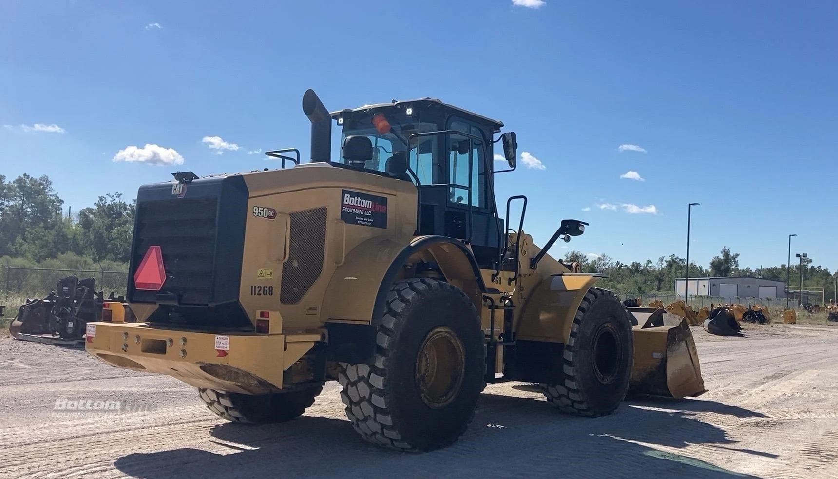 2022 Caterpillar 950 GC Wheel Loader | Aledo, Tx - View 3