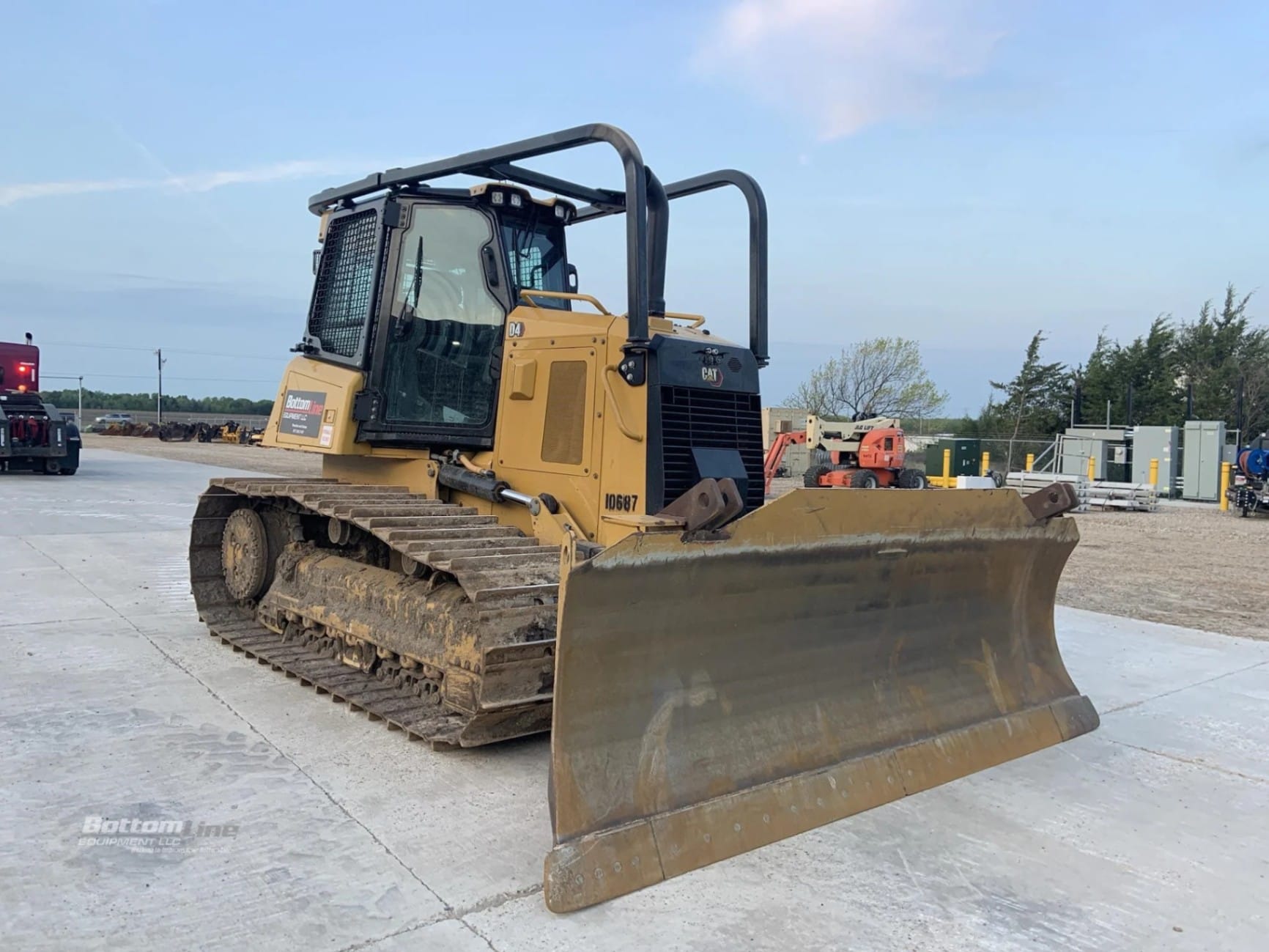 2022 Caterpillar D4 Dozer - 2550 Hours - Aledo, TX - View 4